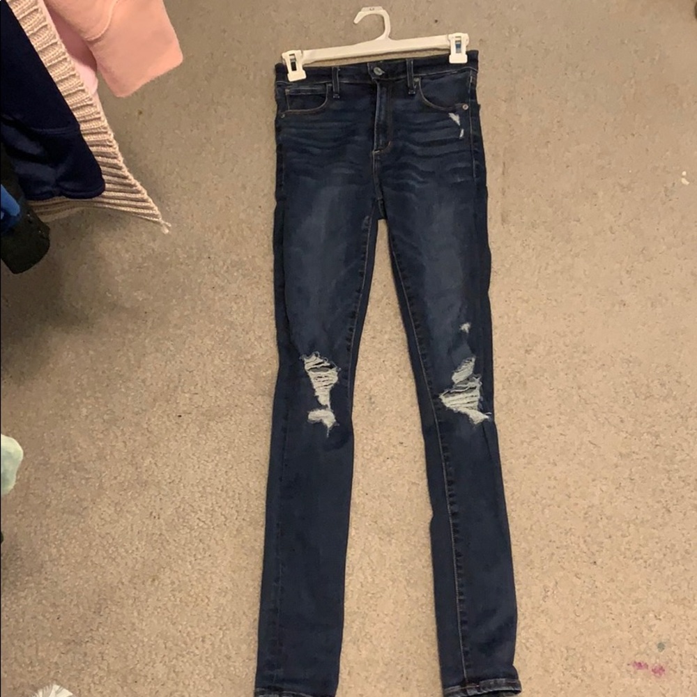 Dark wash ripped skinny jeans
